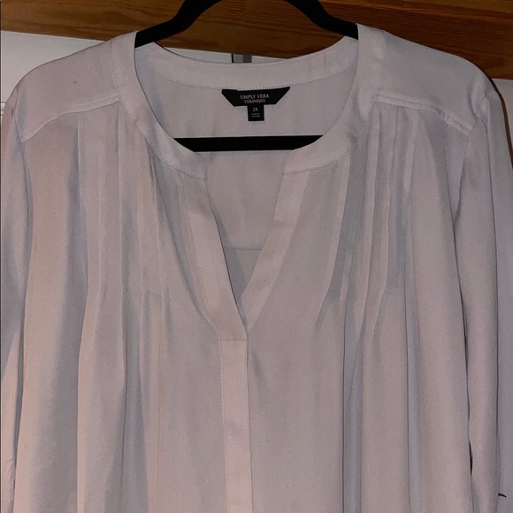 Simply Vera Vera Wang Light Pink Tunic with Navy Sleeve Embroidery - Picture 3 of 7